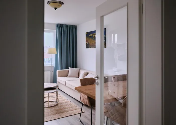 H24 Factory Apartmán *